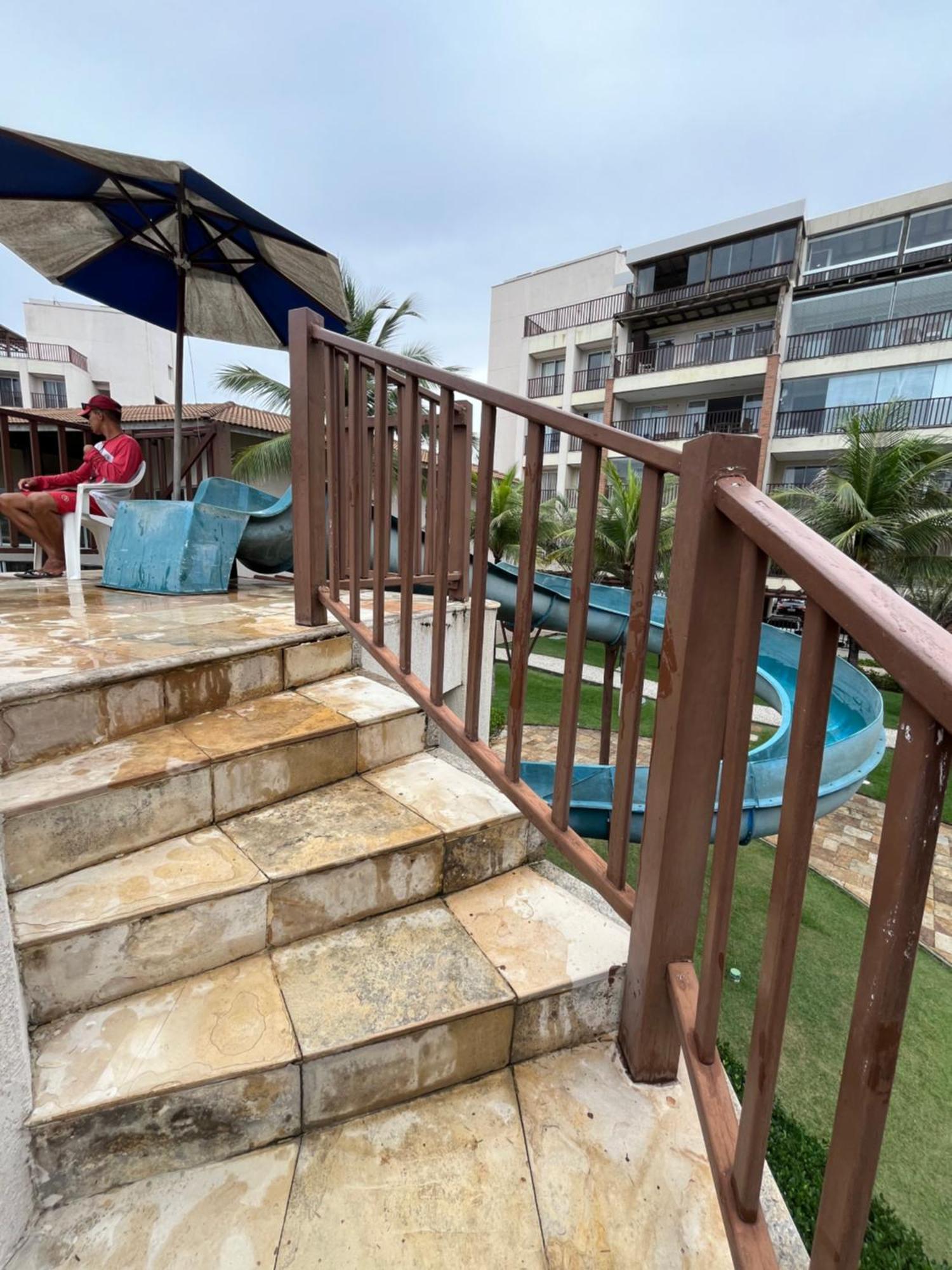 Living - Com 2 Quartos - Pe Na Areia *