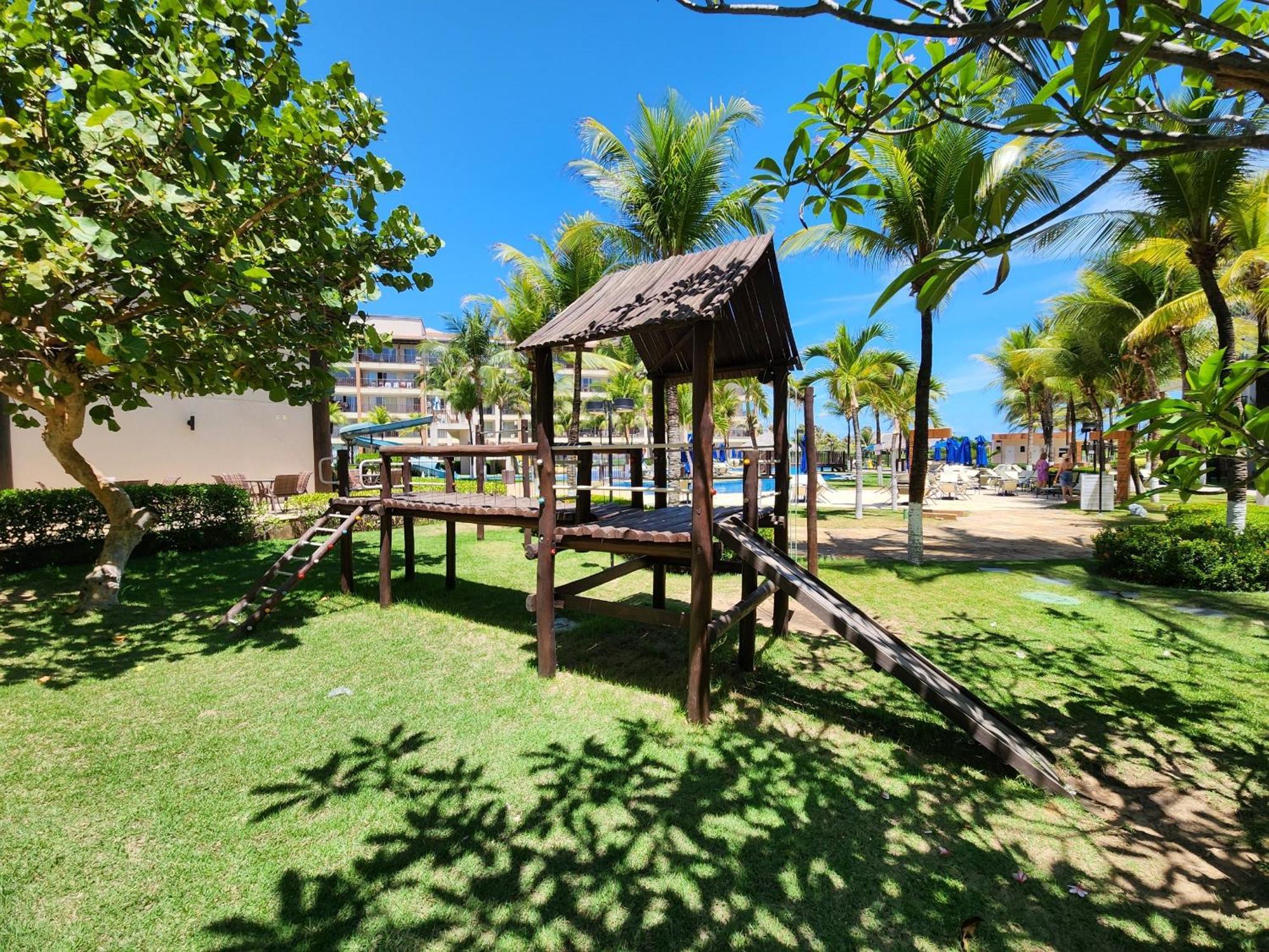 Living - Com 2 Quartos - Pe Na Areia
